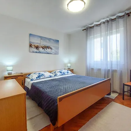 Apartament Kraljic - Krk215 By Interhome