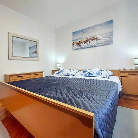 Kraljic - Krk215 By Interhome Apartmán *