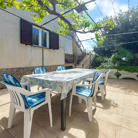 Kraljic By Interhome Apartamento